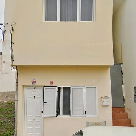 Appartement Capital House 2 *